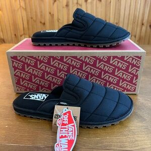 Vans insulated slides, size 6.5, NWT, black